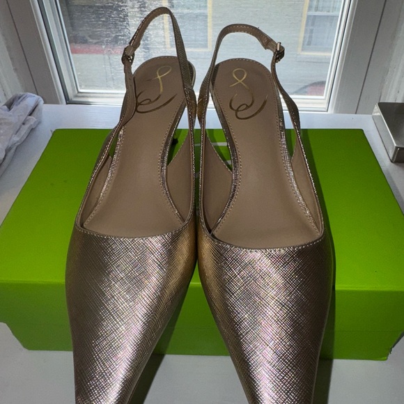 Sam Edelman Gold Slingback Heels with Pointed Toe - Picture 3 of 6